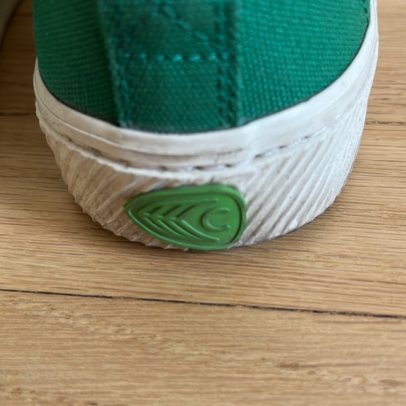Cariama women’s green canvas sneakers 7.5 - Picture 7 of 8